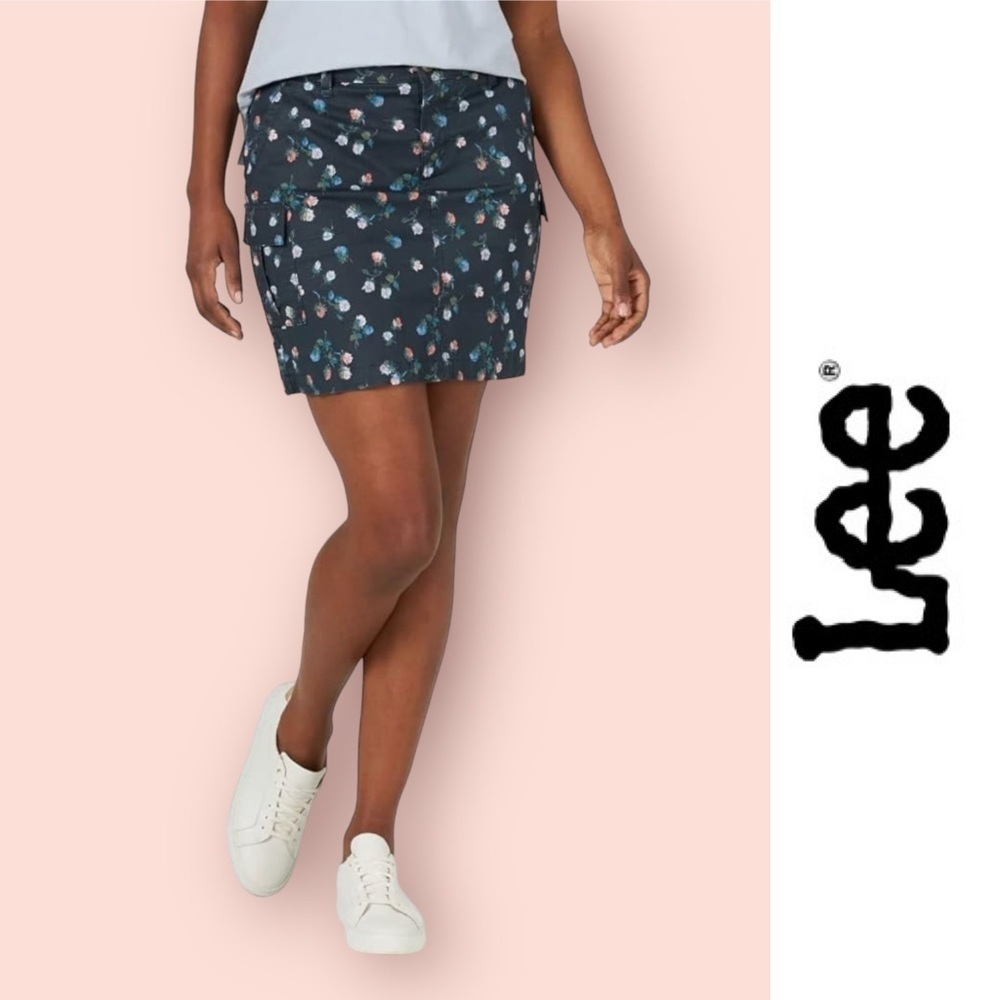 Lee Flex-To-Go Floral Skort, Size M‎ (6), MSRP $44